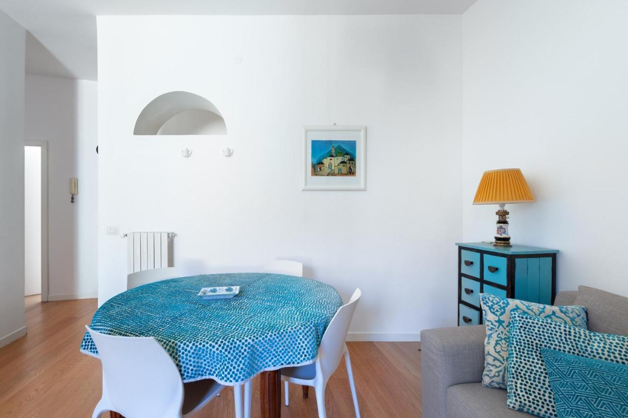 Casa Flo Con Terrazza E Ascensore 萨莱诺 外观 照片