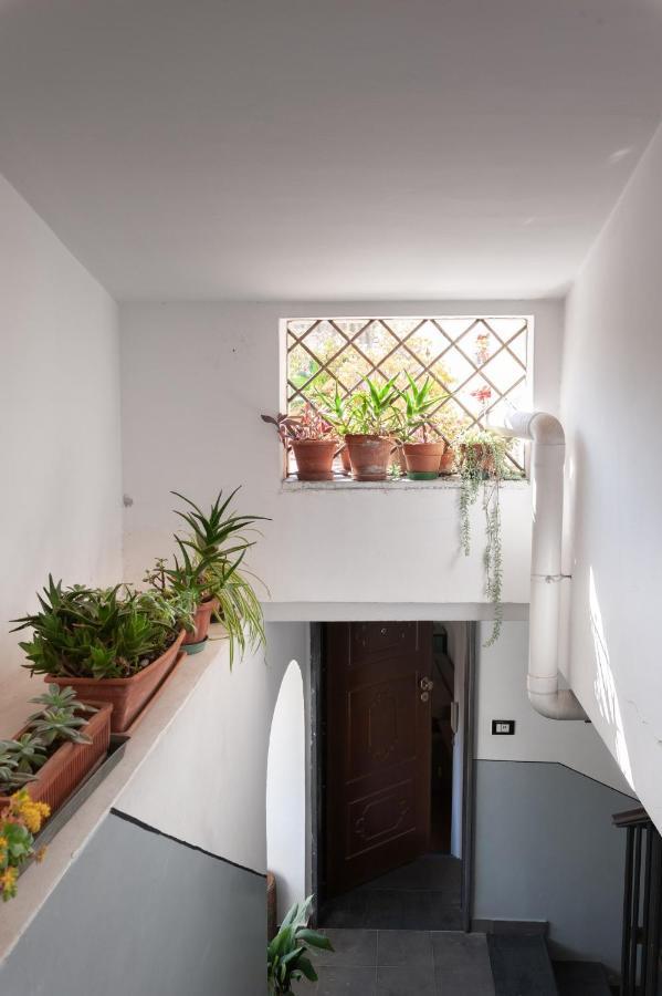 Casa Flo Con Terrazza E Ascensore 萨莱诺 外观 照片